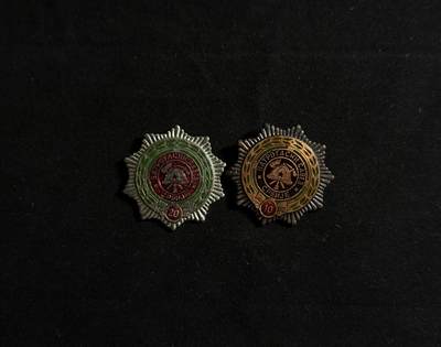 欢庆元旦！戎马世界章牌大赏第109期元旦大拍 - 南斯拉夫消防员10年与20年服役证章