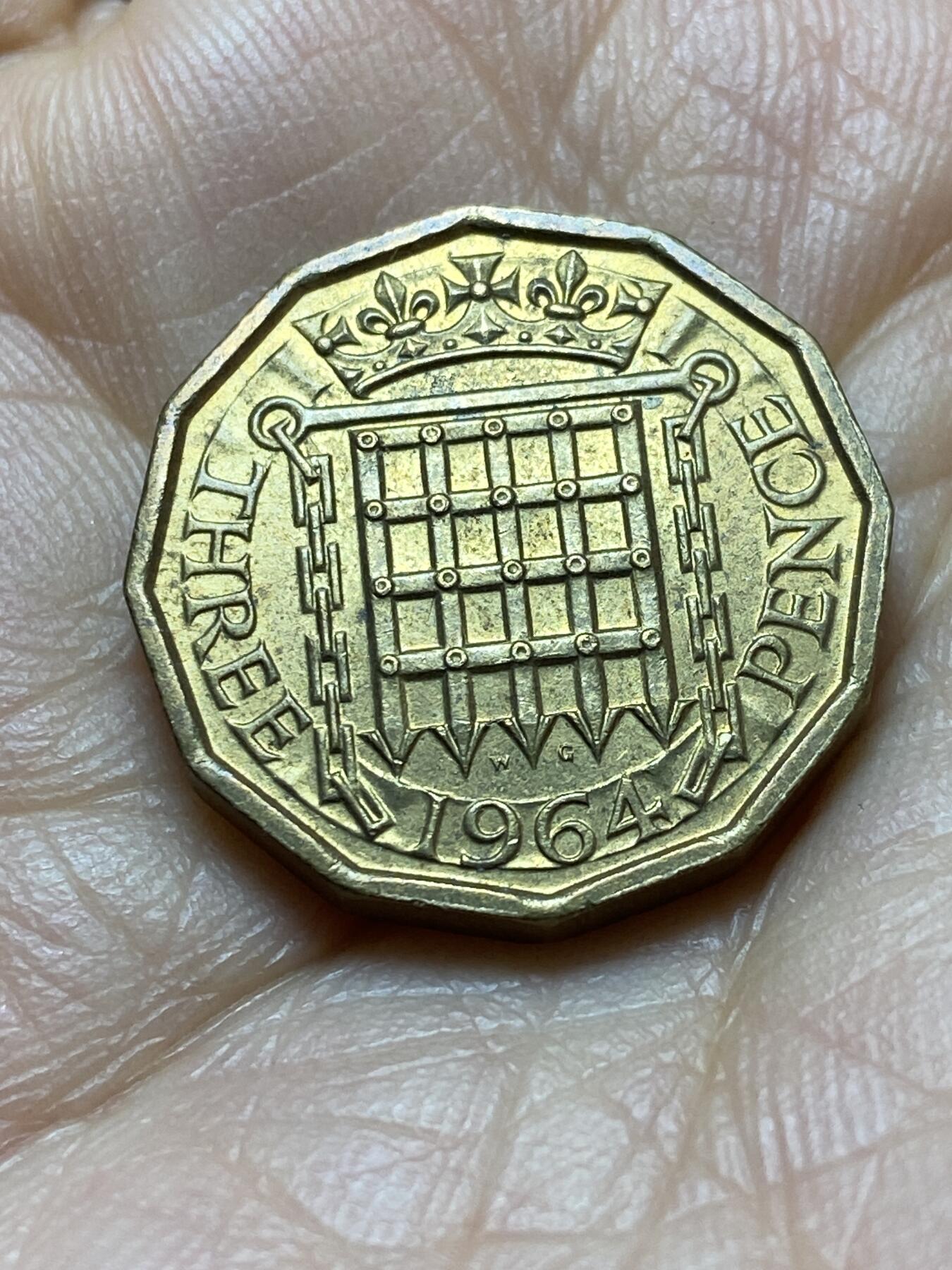 2025年第一百四十五场(总第一百七十一场）高品质英国一线回流散币年末特拍场第二场(免佣金) 英国🇬🇧1964年3便士(伊丽莎白二世青年桂冠第二版)