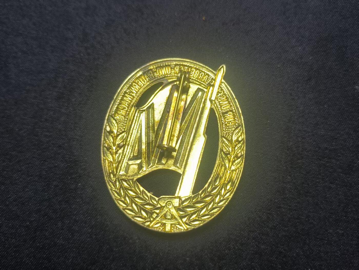 罗岚⭐爱藏⭐甄选专拍第二场-分享拍场赚佣（实体店在建中···） 民主德国人民军金级体能证章 镀金完美品