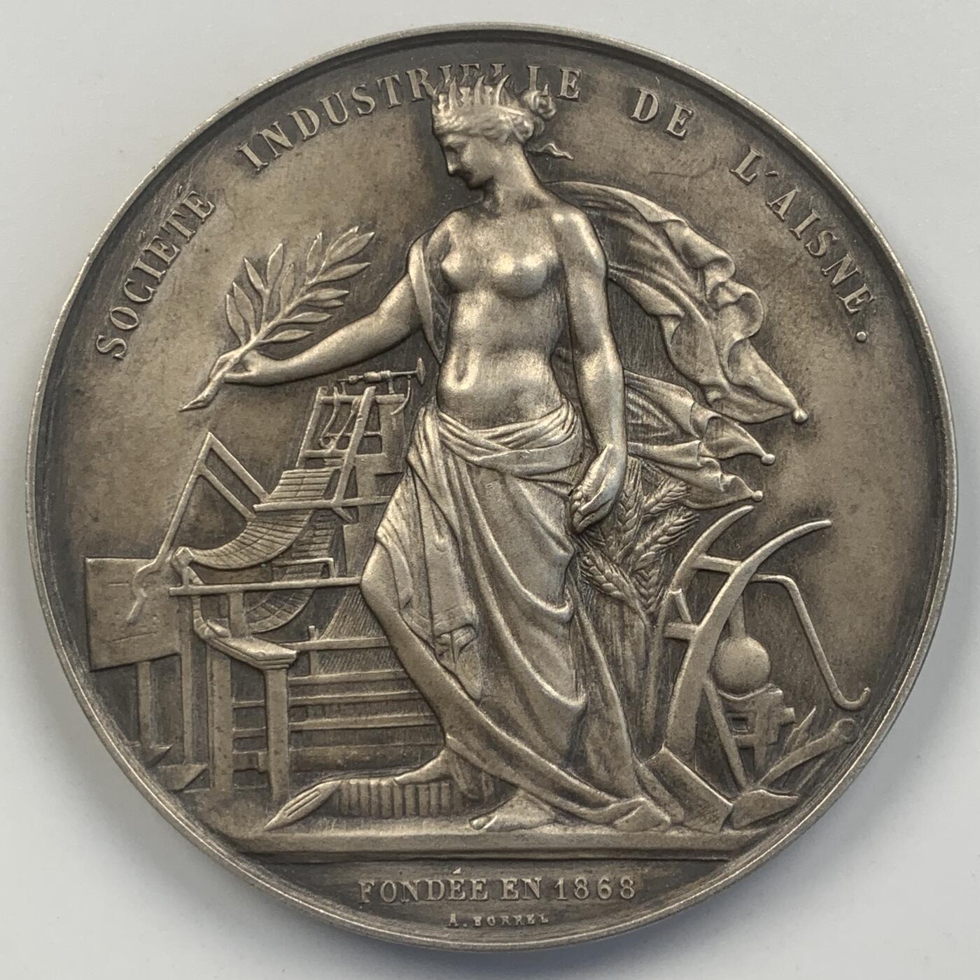 掌中浮雕-藏着的欧洲第047场 1947年法国埃纳工业协会镀银铜奖章，58mm，94g
