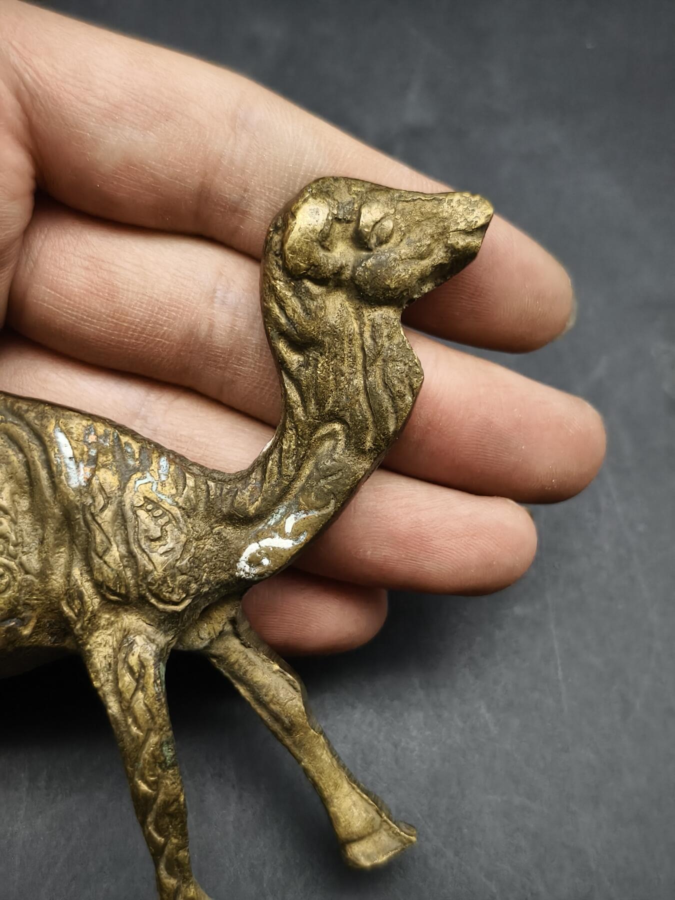 98期回流戒指饰品杂件纪念章丝路钱币专场 铜骆驼