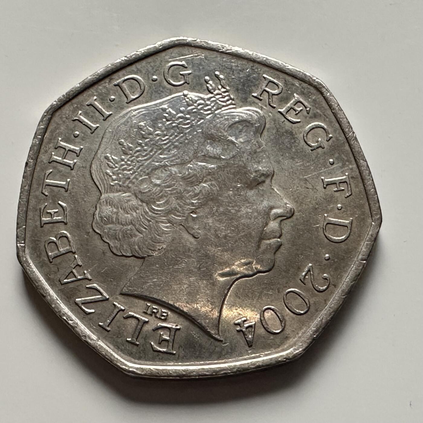 🌹外币初藏🌹🐯2025年第144场  每周二四六晚8️⃣点 接代拍 英国2004年50便士 纪念币 b