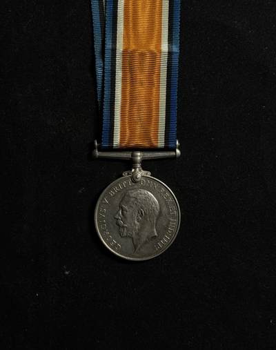 欢庆元旦！戎马世界章牌大赏第109期元旦大拍 - 英国一战战争奖章，银制，超长绶带，重约33g