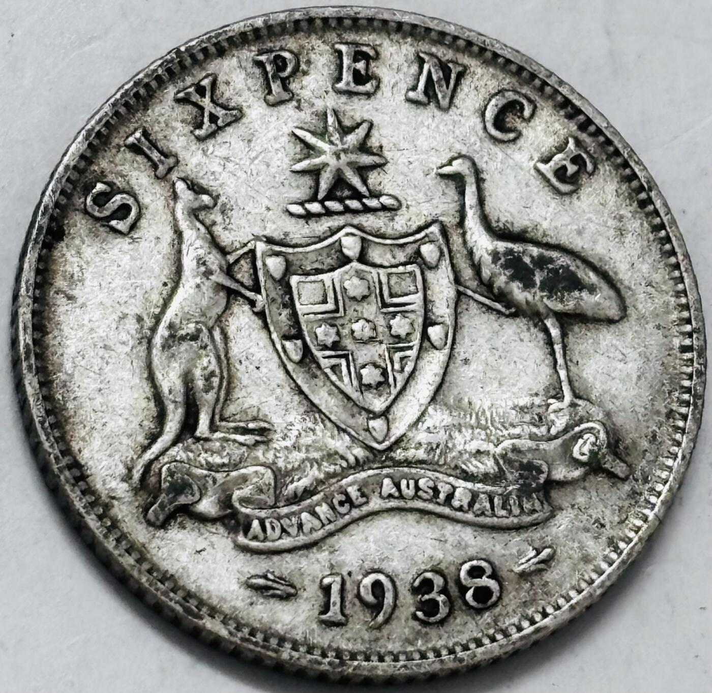 文馨钱币收藏第 286 场，圣诞节专场【 长期接收代拍品低至 0 佣金】 1938 年英属澳大利亚乔治六世 6 便士银币，925 高银