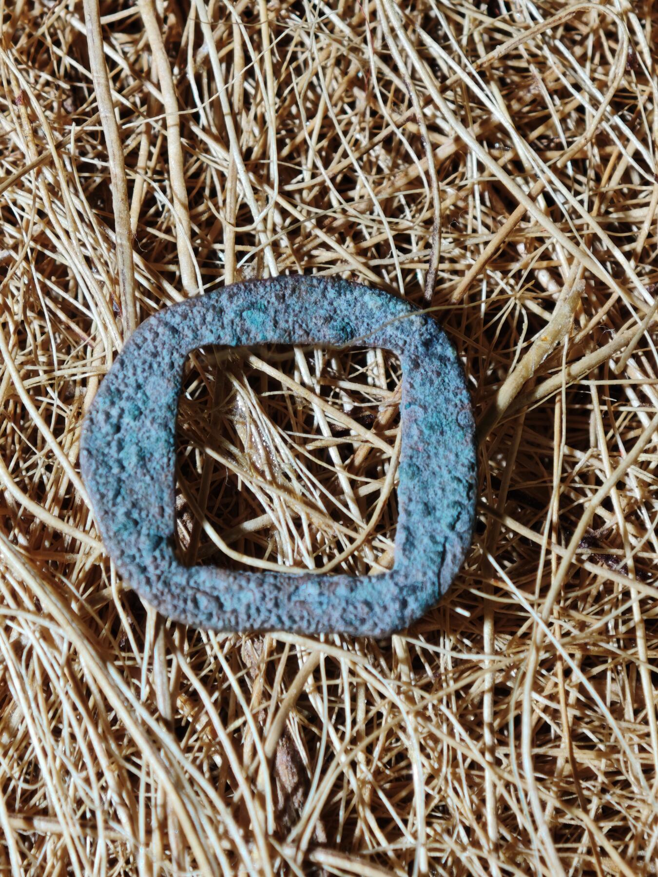 98期回流戒指饰品杂件纪念章丝路钱币专场 龟兹无文