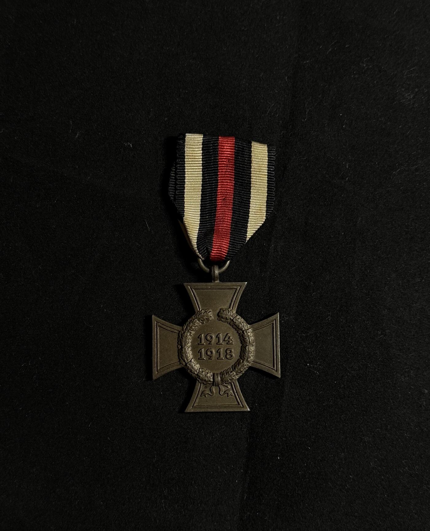 欢庆元旦！戎马世界章牌大赏第109期元旦大拍 德国一战兴登堡奖章，民事版