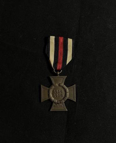 欢庆元旦！戎马世界章牌大赏第109期元旦大拍 - 德国一战兴登堡奖章，民事版