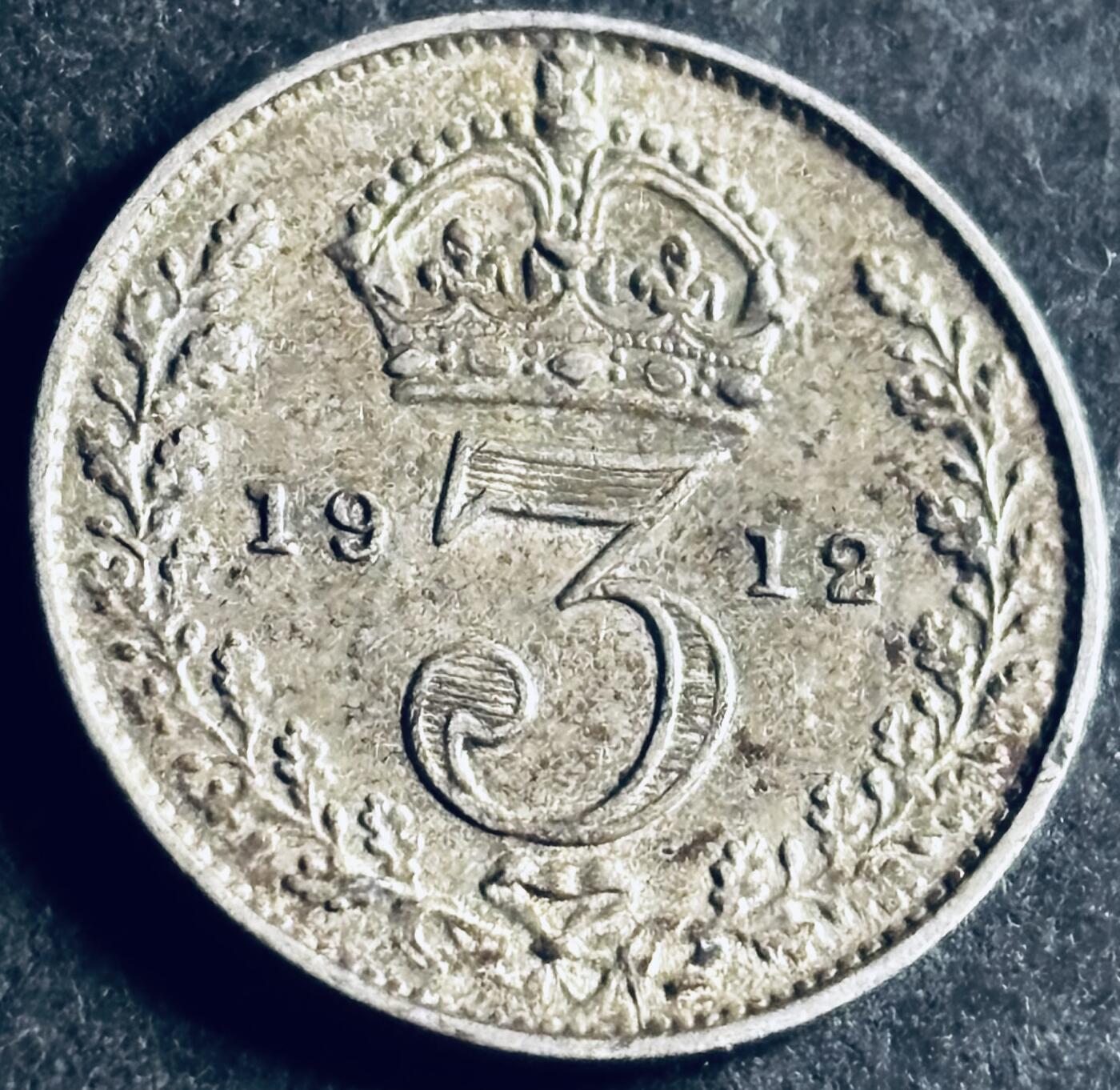 文馨钱币收藏第 286 场，圣诞节专场【 长期接收代拍品低至 0 佣金】 极美品 1912 年英国乔治五世早期 3 便士银币，925 高银