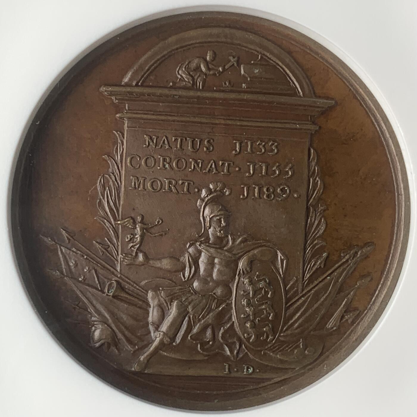 掌中浮雕-藏着的欧洲第047场 NGC MS63 : Dassier英王系列章之亨利二世纪念铜章，40mm