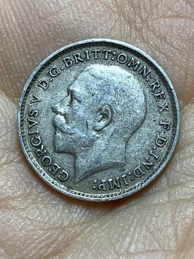 2025年第一百四十二场(总第一百六十八场）高品质英国一线回流散币年末特拍场第二场(免佣金) 英国🇬🇧1913年3便士银币(乔治五世第一版，925高银)