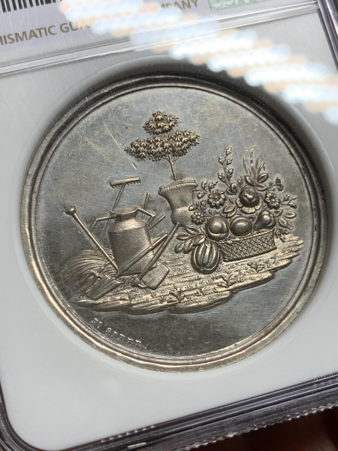 《竞宝斋》第450场 周日，周一，周二  3场连拍 （全场包邮，欢迎送拍） NGC UNC  瑞士 沃州园艺博览会 银质纪念章 精美细节 加厚盒装