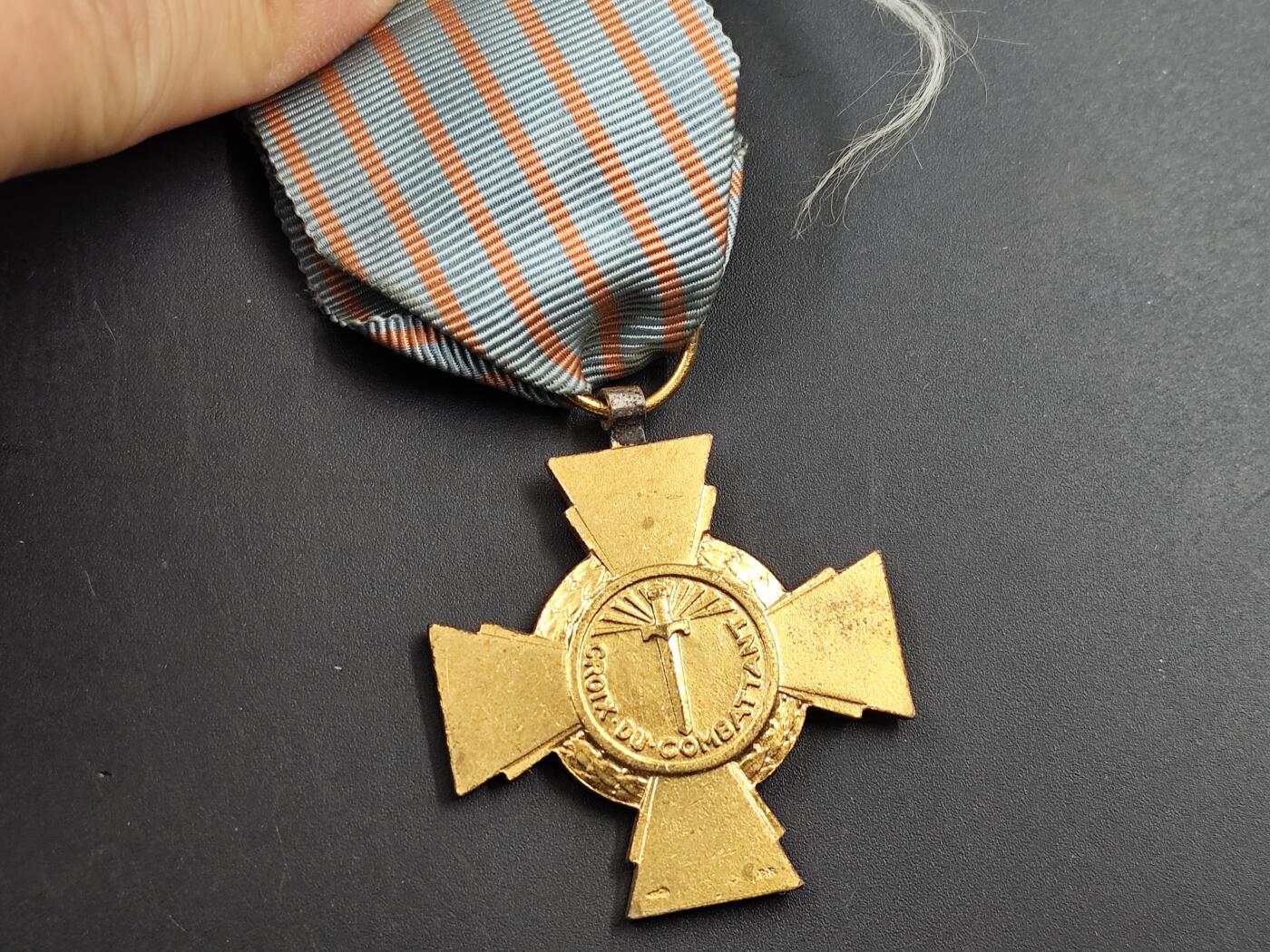 12月20日徽章钱币专场 法国战功十字奖章