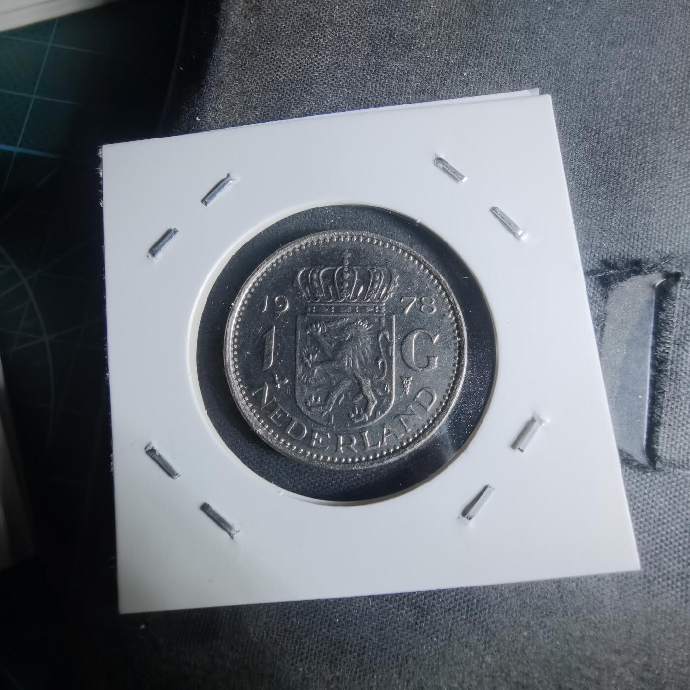 沼泽如烟--第942场 荷兰1978年1盾