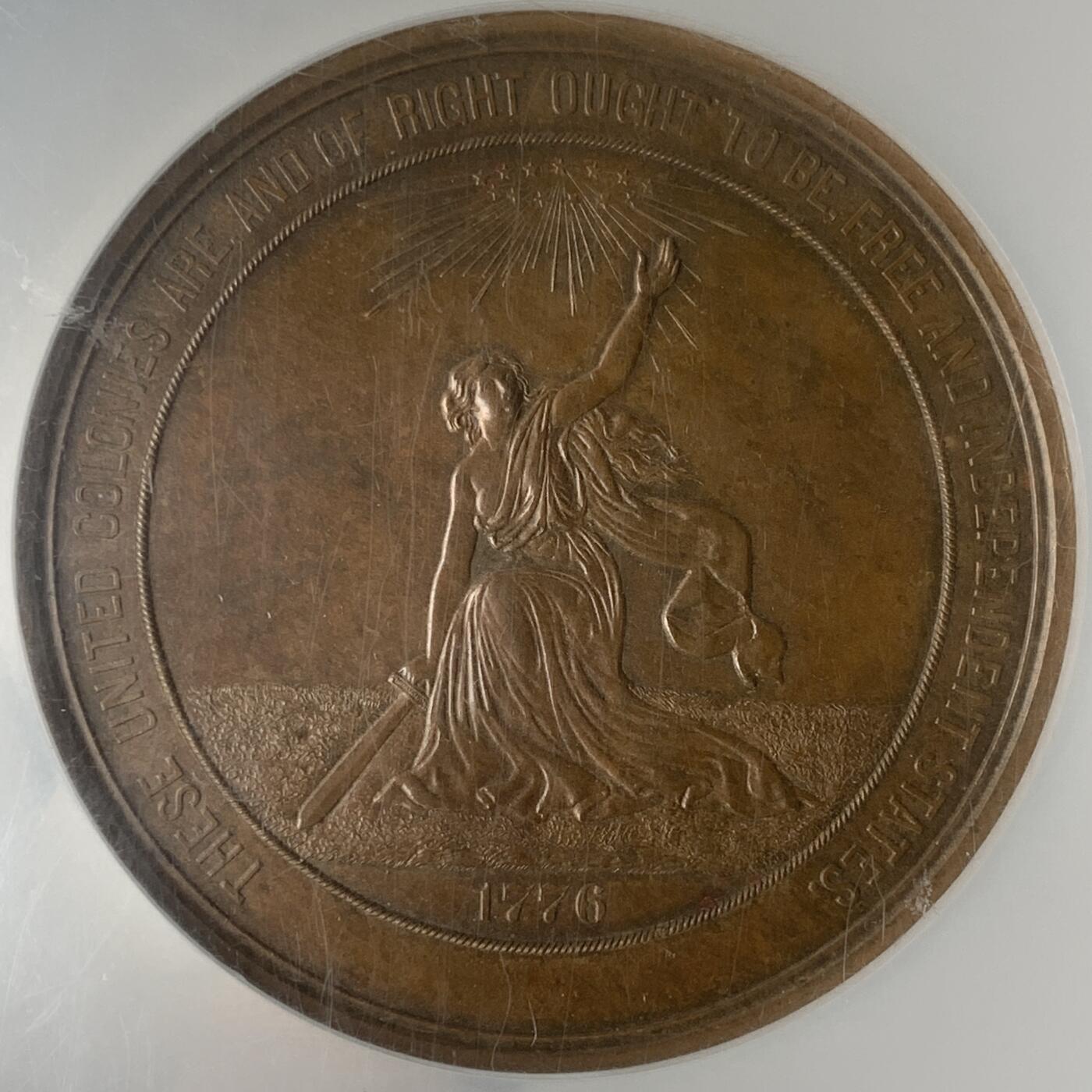 掌中浮雕-藏着的欧洲第047场 NGC MS62 : 1876年美国独立百年纪念铜章，58mm，盒子边缘有破损如图