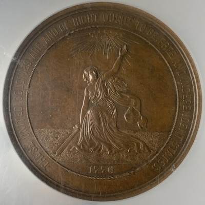 掌中浮雕-藏着的欧洲第047场 - NGC MS62 : 1876年美国独立百年纪念铜章，58mm，盒子边缘有破损如图