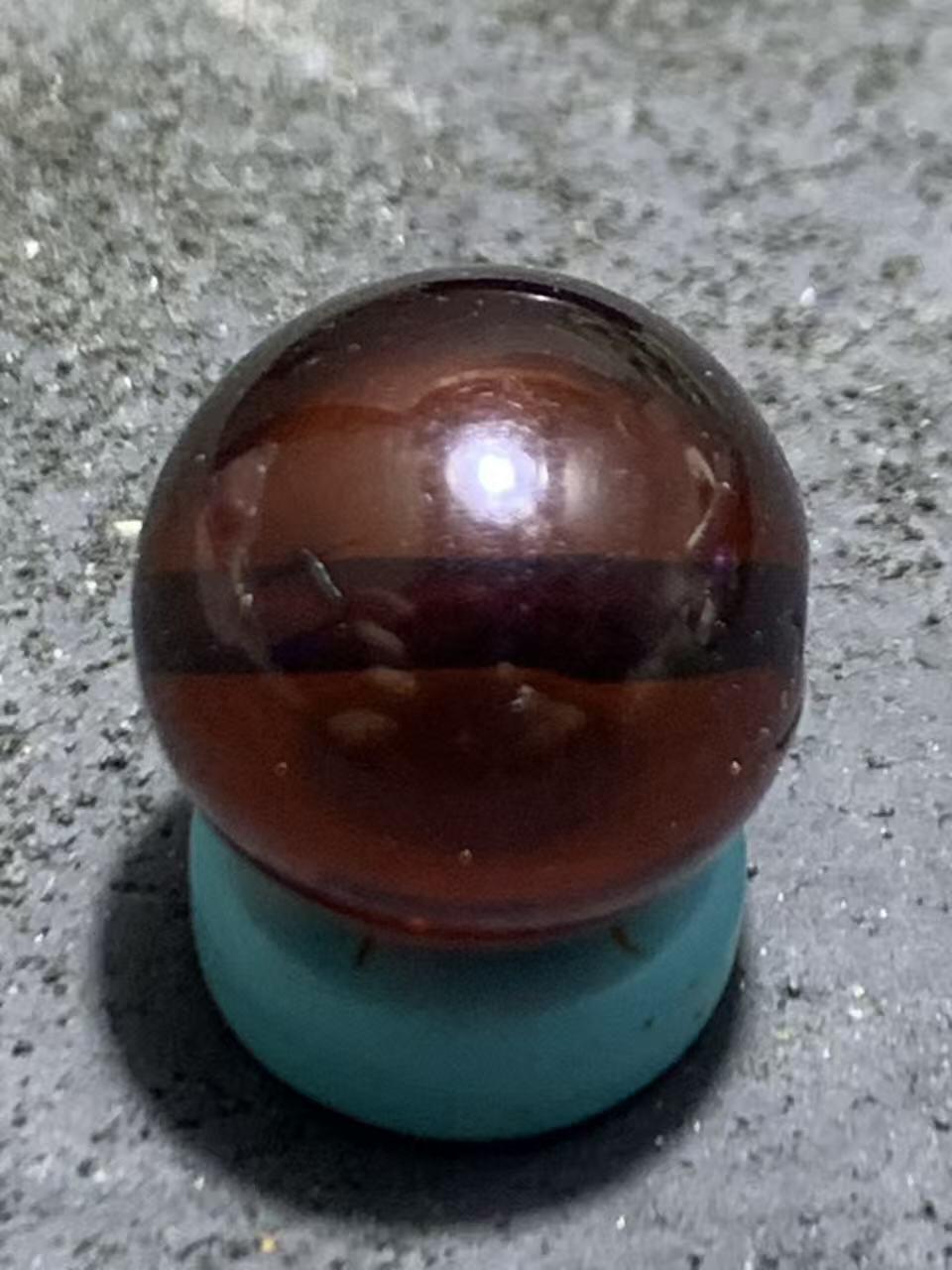 天然乌克兰血珀通货圆珠一颗，