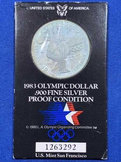 《竞宝斋》第450场 周日，周一，周二  3场连拍 （全场包邮，欢迎送拍） - 美国1983年二十三届洛杉矶奥运-掷铁饼者1元 白头鹰大银币 900银 重26.73克 卡装