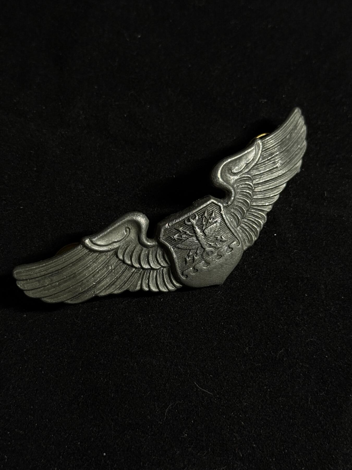 欢庆元旦！戎马世界章牌大赏第109期元旦大拍 美国证章一组