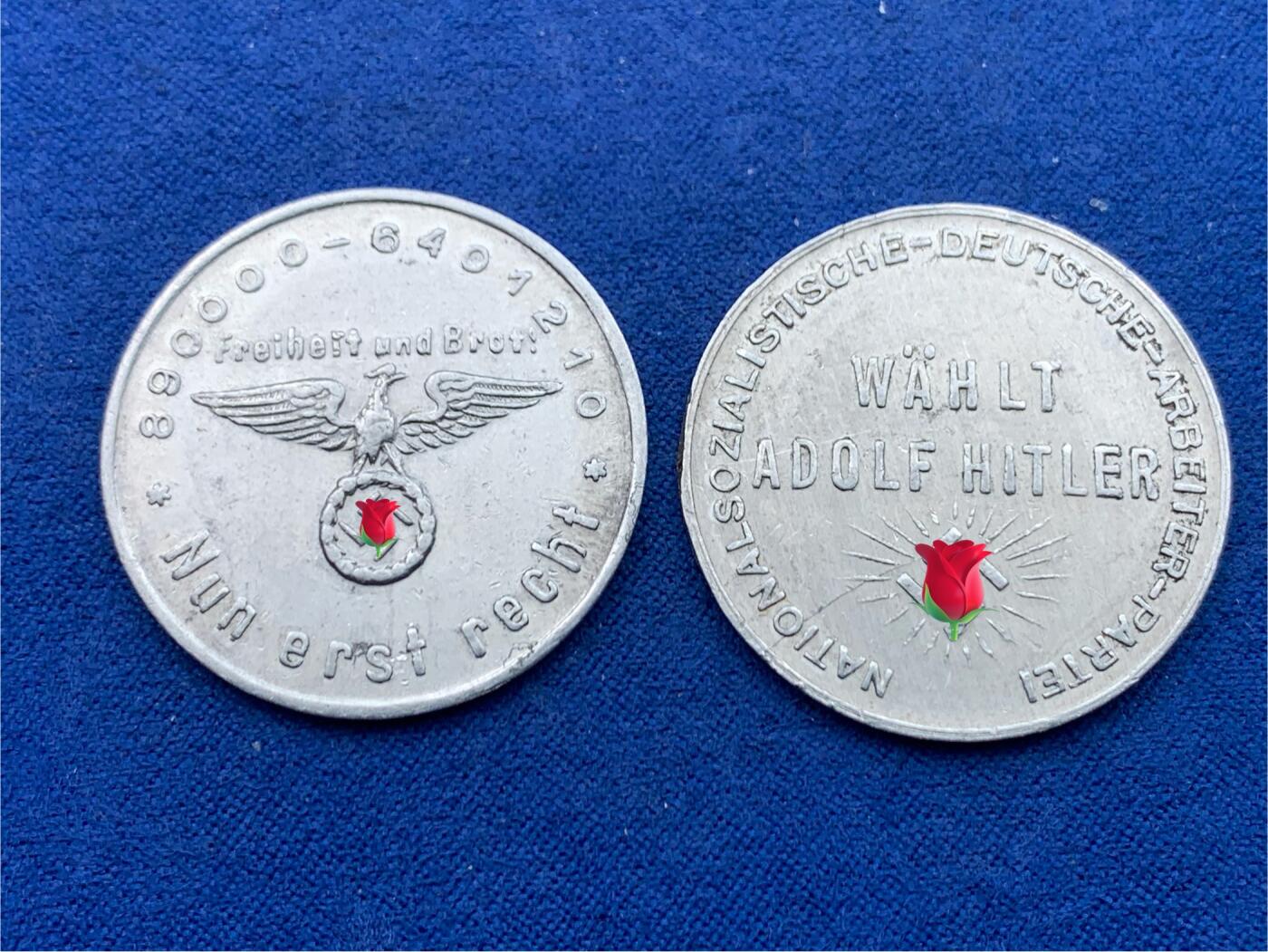 《竞宝斋》第450场 周日，周一，周二  3场连拍 （全场包邮，欢迎送拍） 两枚一组 落榜美术生臆造纪念章 约30.8mm 总重约4.5克