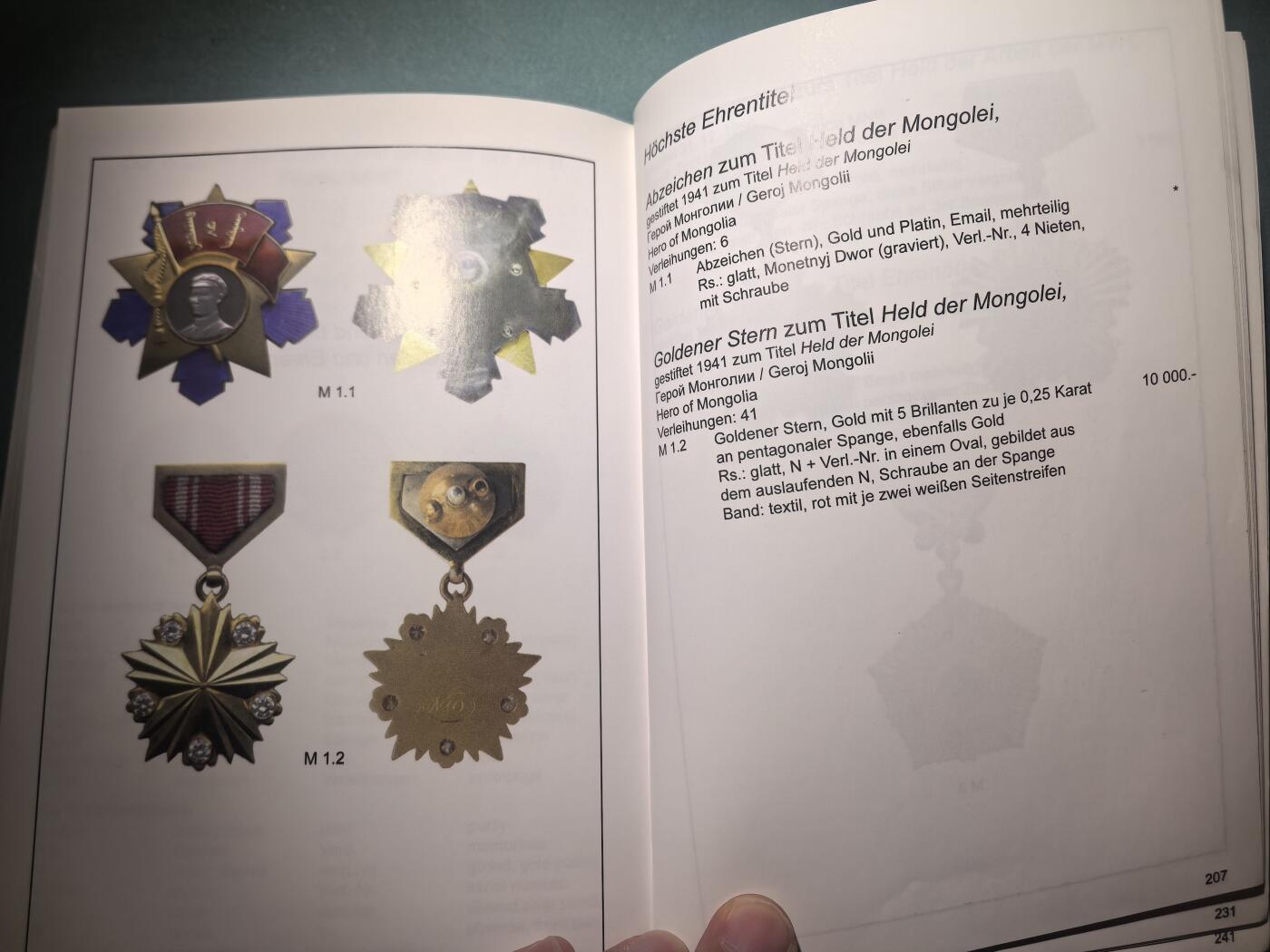 盛世勋华——号角文化勋章邮票专场拍卖第295期 苏联勋章奖章证章和蒙古勋章奖章 德英俄文三语版 彩图目录 252页