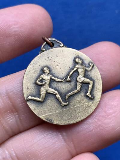 《竞宝斋》第450场 周日，周一，周二  3场连拍 （全场包邮，欢迎送拍） - 瑞士伯尔尼州1937年穿越图恩-田径运动纪念章 7.6克 24.8mm 特殊岁月 难得举行