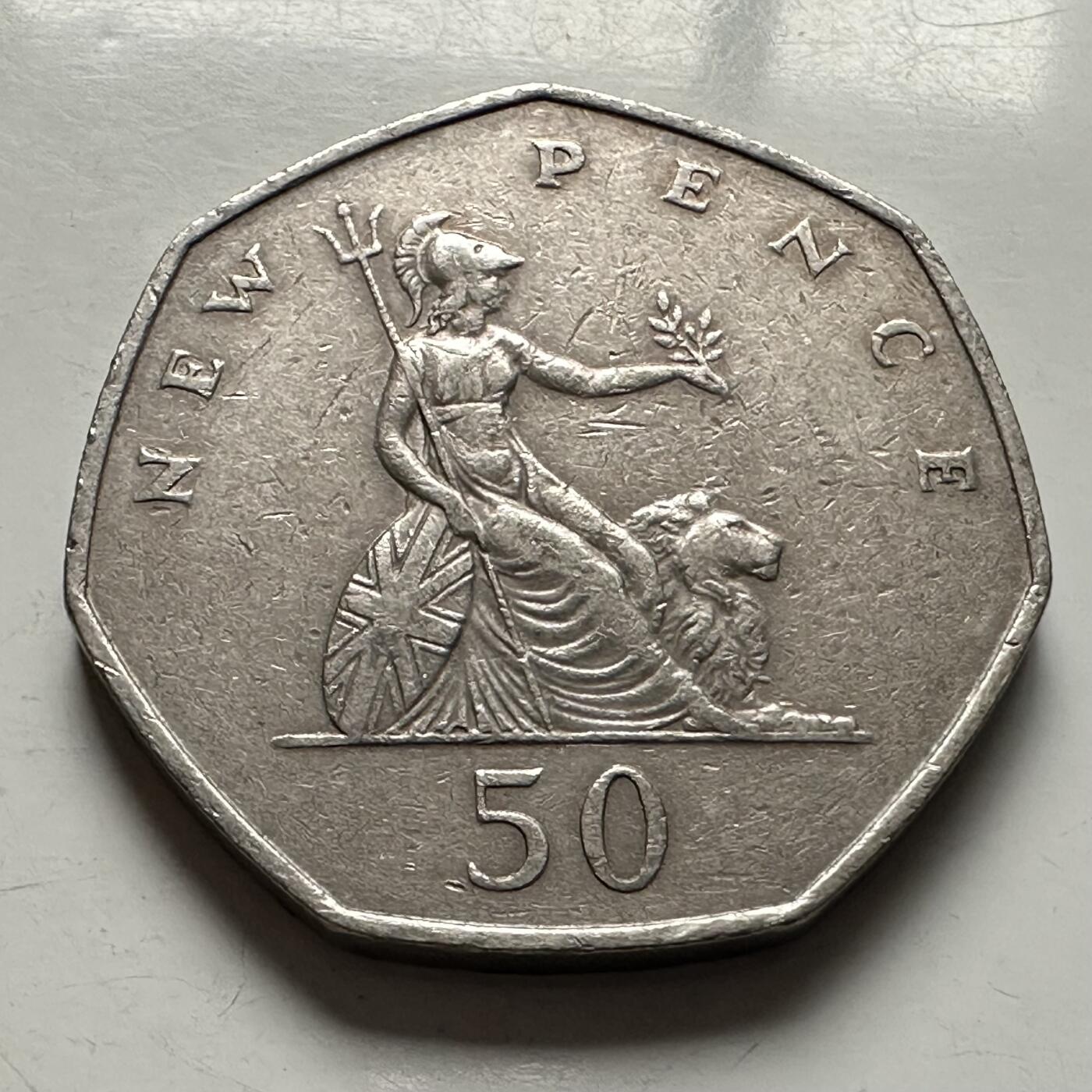 🌹外币初藏🌹🐯2025年第144场  每周二四六晚8️⃣点 接代拍 英国1969年50便士 b