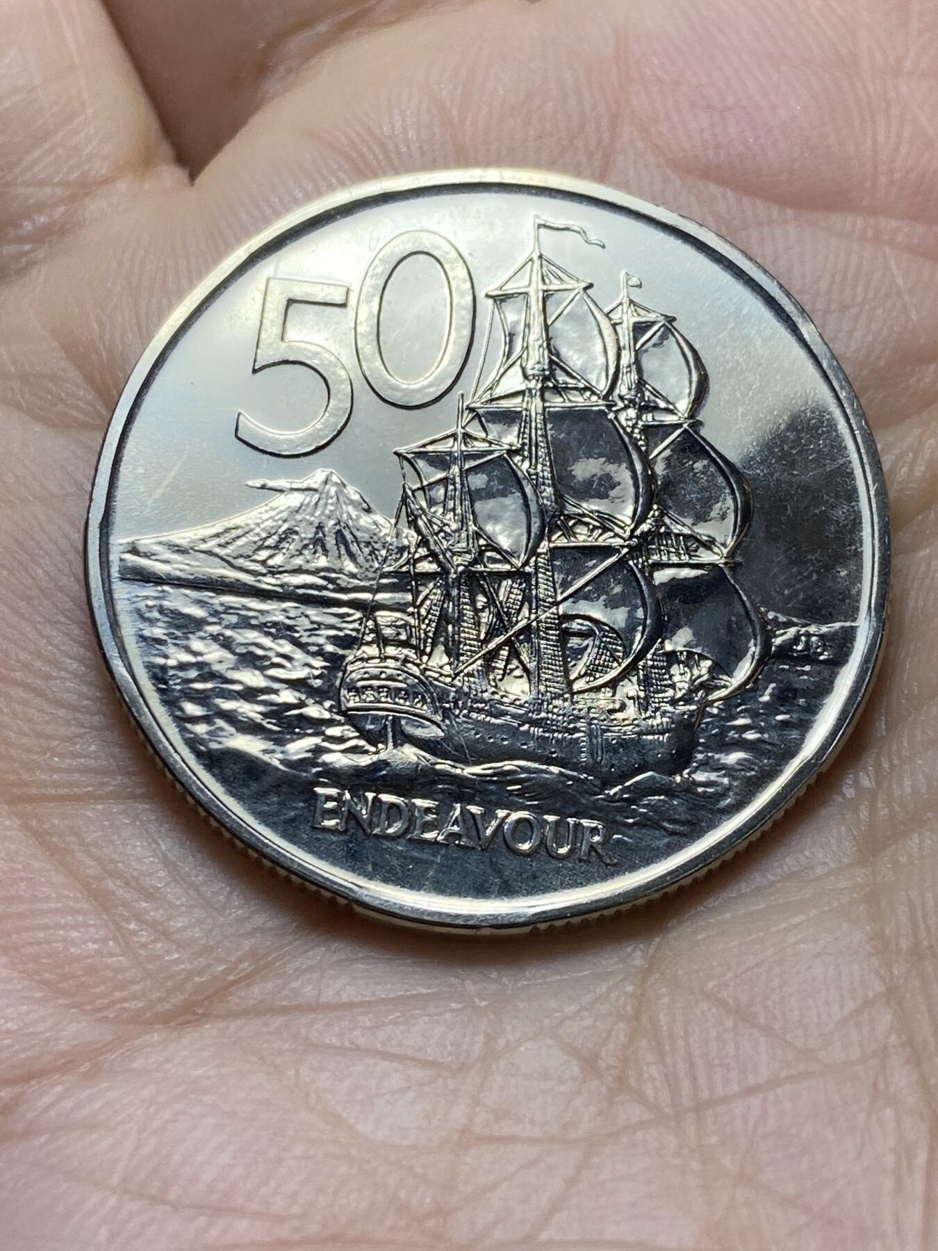 2025年第一百四十五场(总第一百七十一场）高品质英国一线回流散币年末特拍场第二场(免佣金) 原光全新–新西兰🇳🇿1970年套币7枚(含库克山1元纪念币)