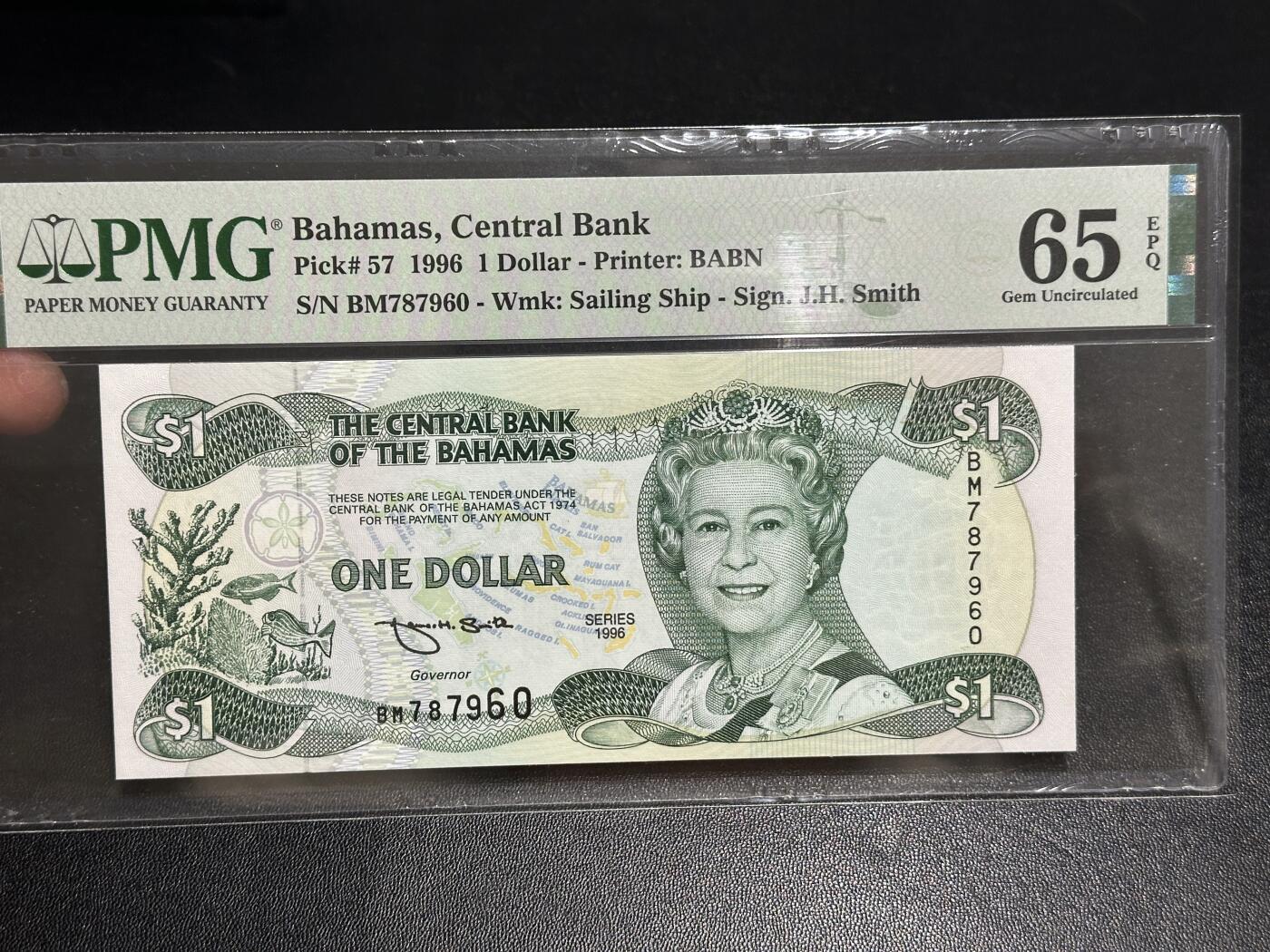 《外钞收藏家》第五百九十六期（精品大拍场）（本平台长期征集拍品、欢迎藏友们联系合作） 1996年巴哈马女王 1刀 PMG65