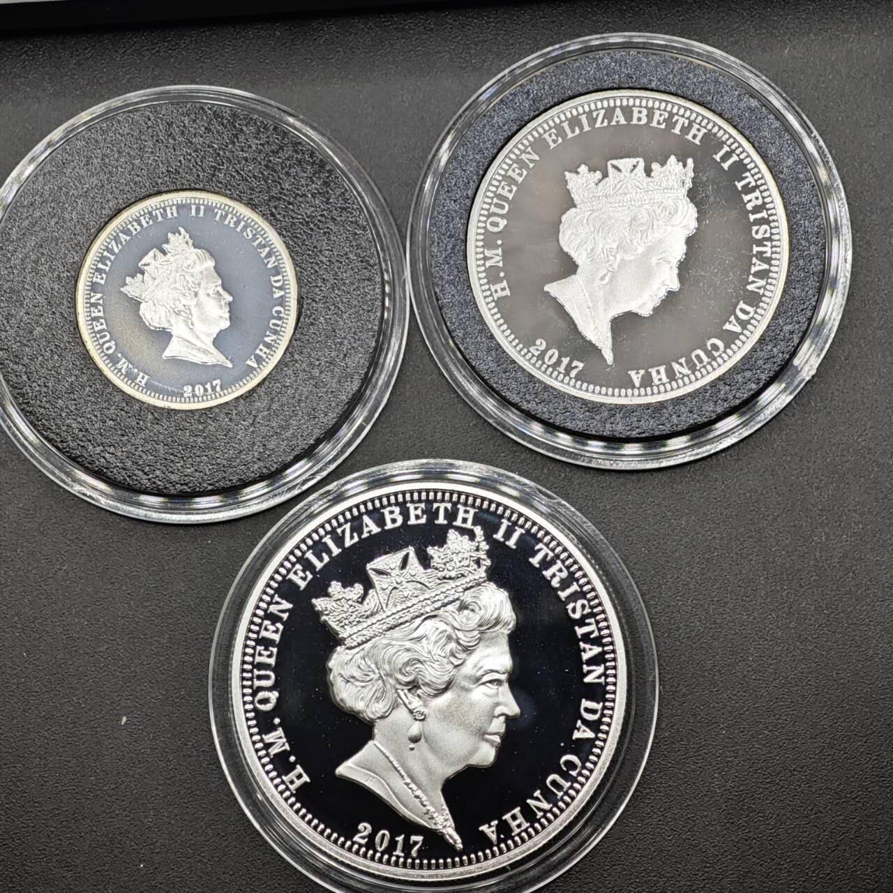 【淘币小摊】实时拍第八百三十六拍   银币套币场   满百包邮可预留二周 每周一统一发货   （罕见）2017年特里斯坦-达库尼亚（英属）1/2/5英镑精制银币套 温莎王朝100年纪念 10/14.5/28.28克 925银 发行量：仅999套 盒证全