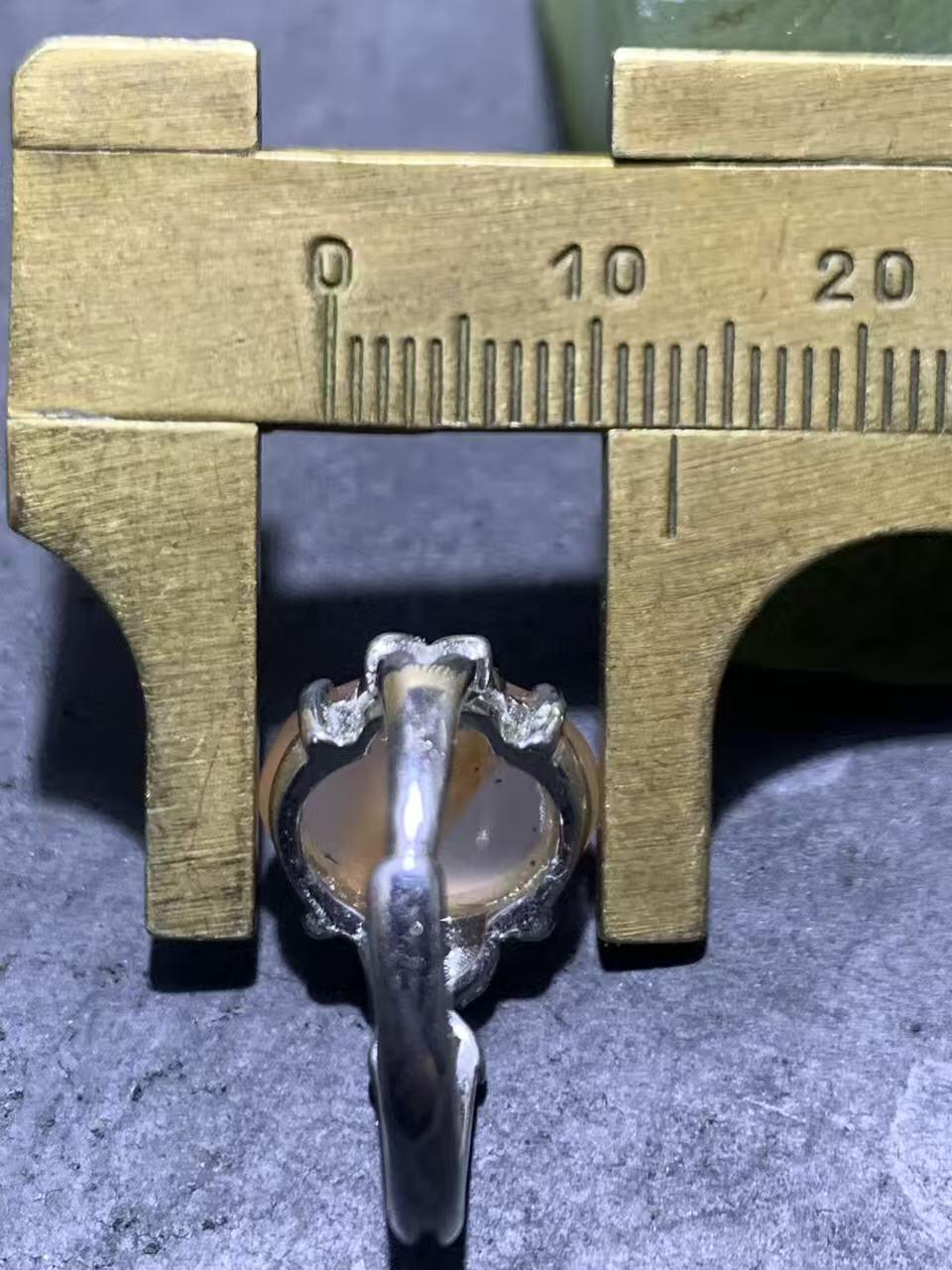 精美荔枝冻飘红南红玛瑙活口戒指一枚