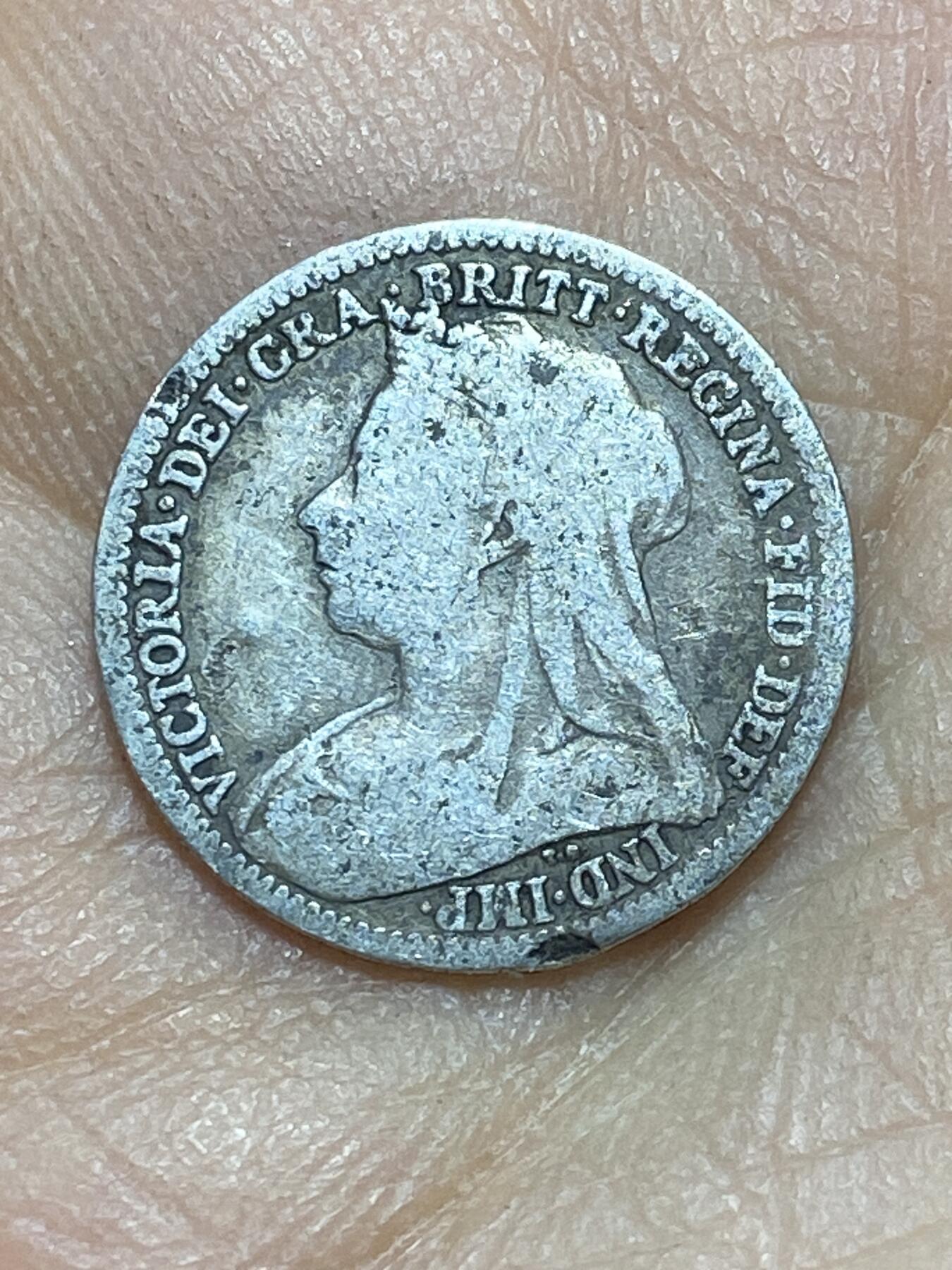 2025年第一百四十五场(总第一百七十一场）高品质英国一线回流散币年末特拍场第二场(免佣金) 英国🇬🇧1899年3便士银币(维多利亚女王老年披纱，925高银)