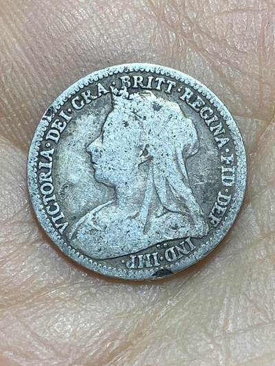 2025年第一百四十二场(总第一百六十八场）高品质英国一线回流散币年末特拍场第二场(免佣金) 英国🇬🇧1899年3便士银币(维多利亚女王老年披纱，925高银)