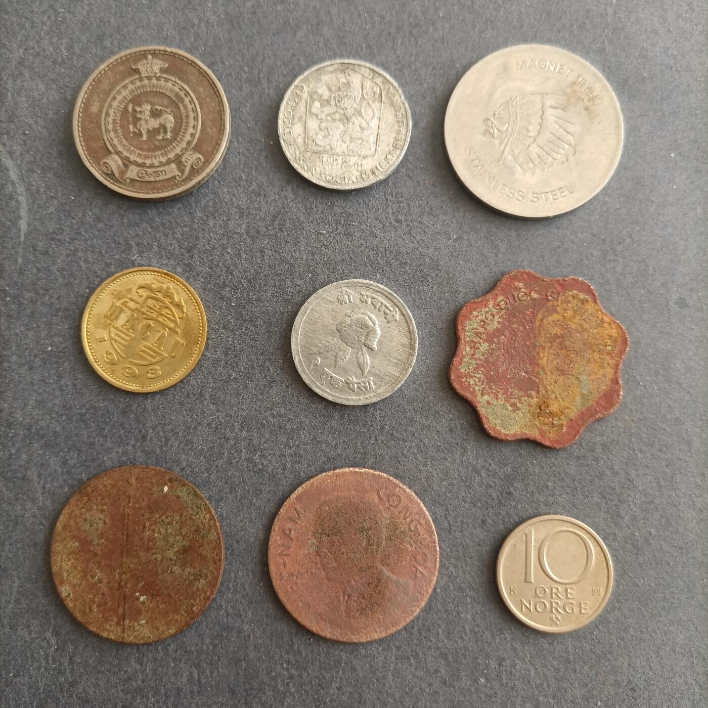 【游宝包邮场】蛇年第101期 世界各国纪念币 各国硬币 9枚