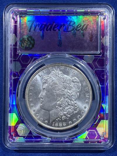 《竞宝斋》第450场 周日，周一，周二  3场连拍 （全场包邮，欢迎送拍） - PCGS MS64 美国1888年O版摩根一元银币，好版本，很少见的盒子