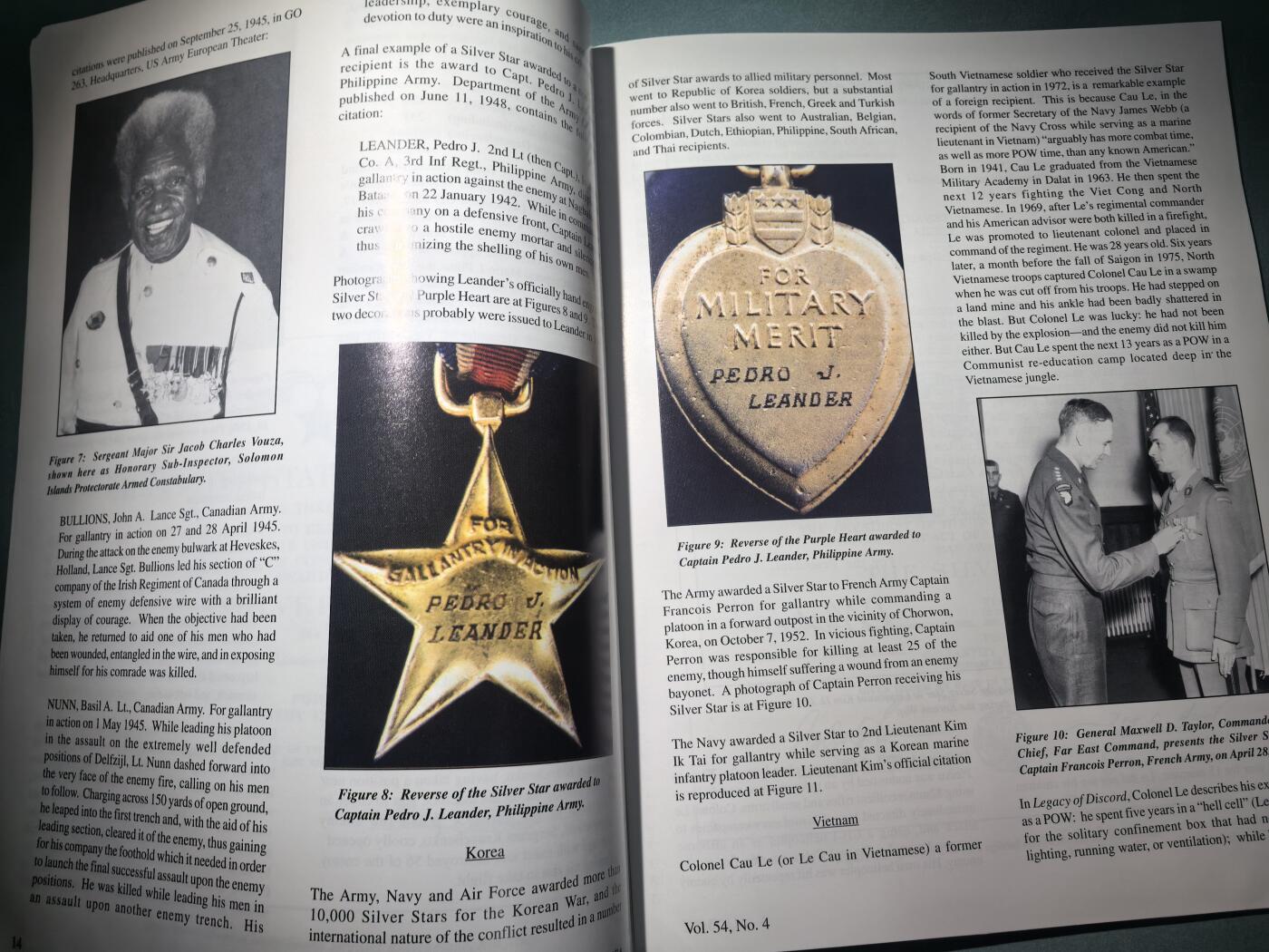 盛世勋华——号角文化勋章邮票专场拍卖第295期 美国勋章学会会刊 第54卷第4期 2003年7/8月刊 44页