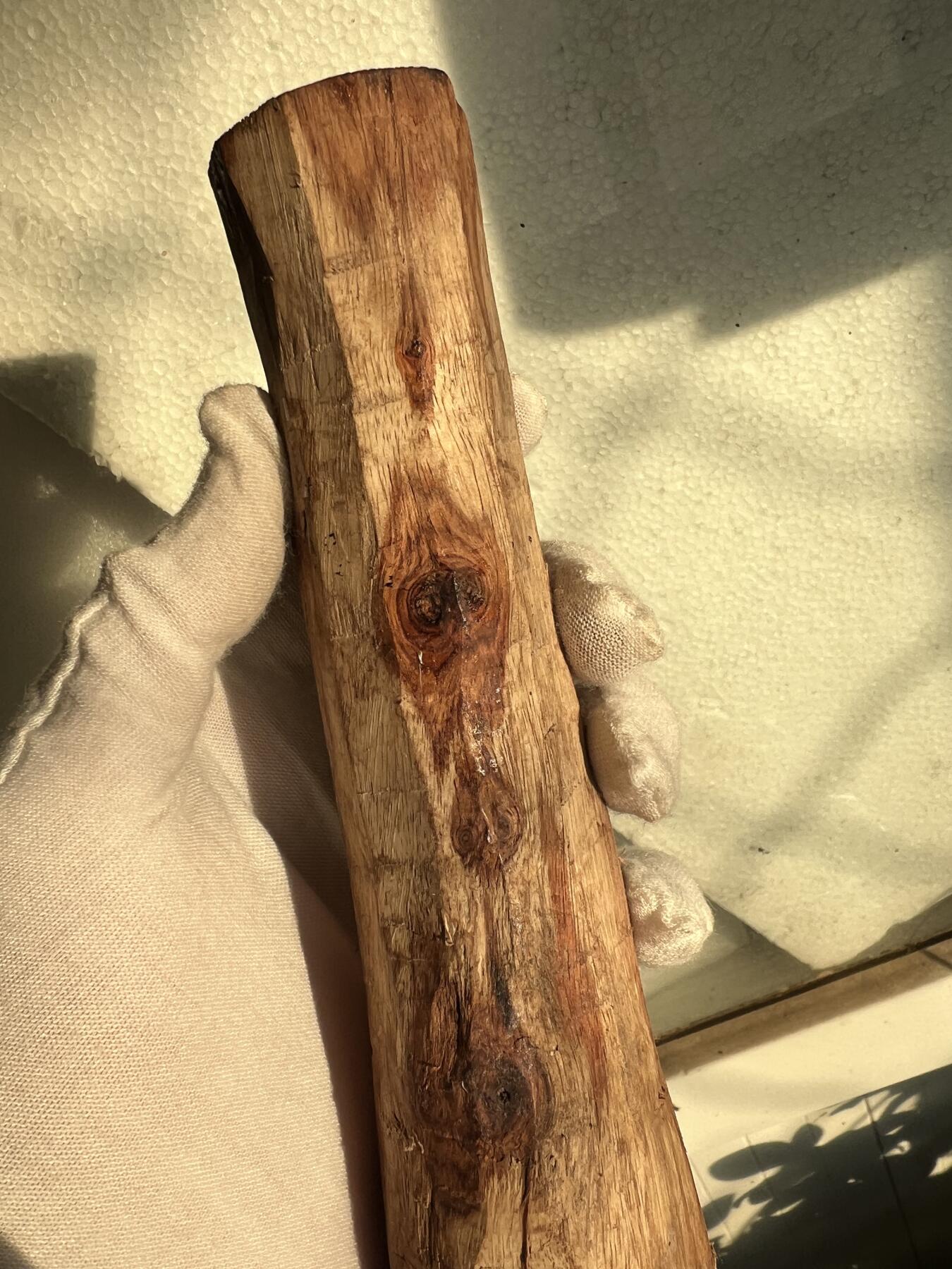 零元拍：  海南黄花梨原料。180/40/35MM