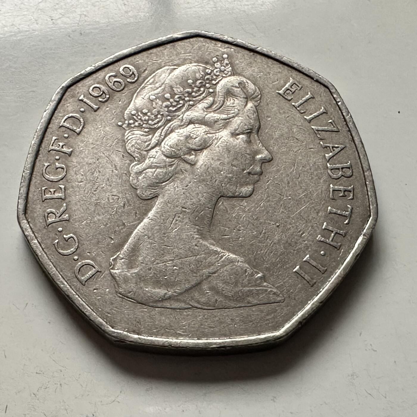 🌹外币初藏🌹🐯2025年第144场  每周二四六晚8️⃣点 接代拍 英国1969年50便士 b