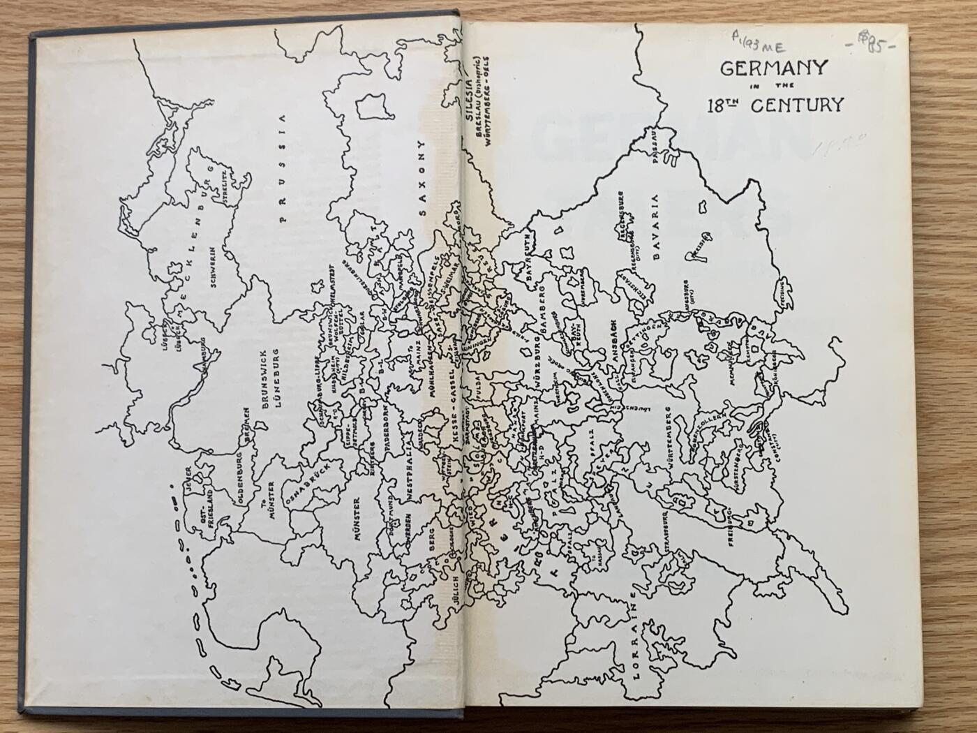 《竞宝斋》第450场 周日，周一，周二  3场连拍 （全场包邮，欢迎送拍） 达文波特德国泰勒1700-1800第二版，已绝版，PCGS和NGC官方参考目录，目录本身就是收藏品