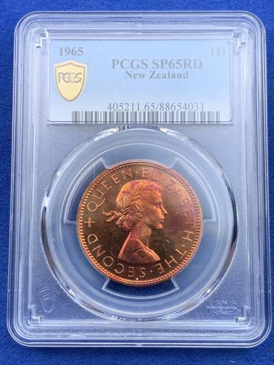 《竞宝斋》第450场 周日，周一，周二  3场连拍 （全场包邮，欢迎送拍） - PCGS SP65RD 新西兰1965年1便士样币 SP版别极少见