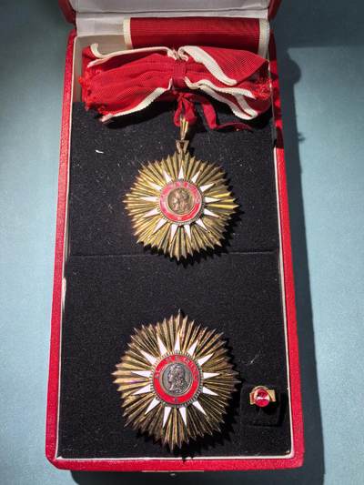 盛世勋华——号角文化勋章邮票专场拍卖第295期 - 阿根廷共和国大十字级五月勋章 原盒全套 少见