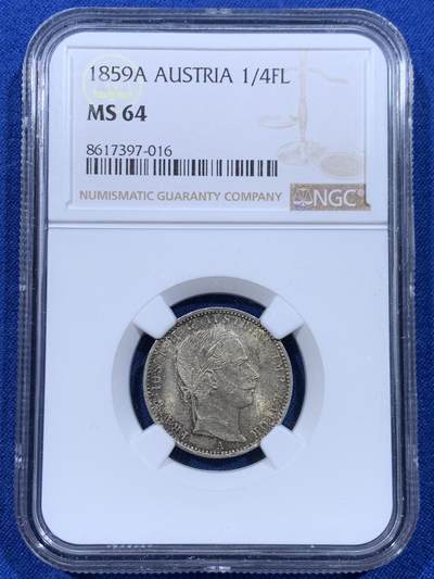《竞宝斋》第450场 周日，周一，周二  3场连拍 （全场包邮，欢迎送拍） - NGC MS64 奥地利1859年1/4弗罗林银币 完整漂亮的原光淡黄包浆 64也很不容易达到了 弗朗茨约瑟夫改用弗罗林币制初期 第三版年轻头像 双头鹰纹章哈布斯堡-奥地利-洛林盾徽