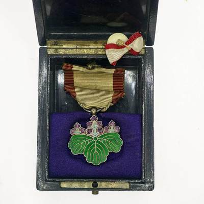 勋章奖章交易所2025年12月28拍卖 - 西南战争青叶带原盒带略稀有