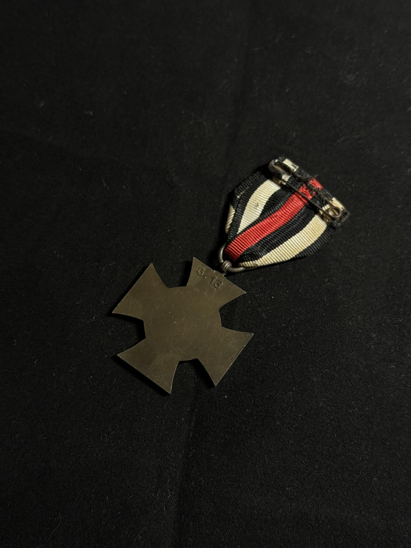 欢庆元旦！戎马世界章牌大赏第109期元旦大拍 德国一战兴登堡奖章，民事版