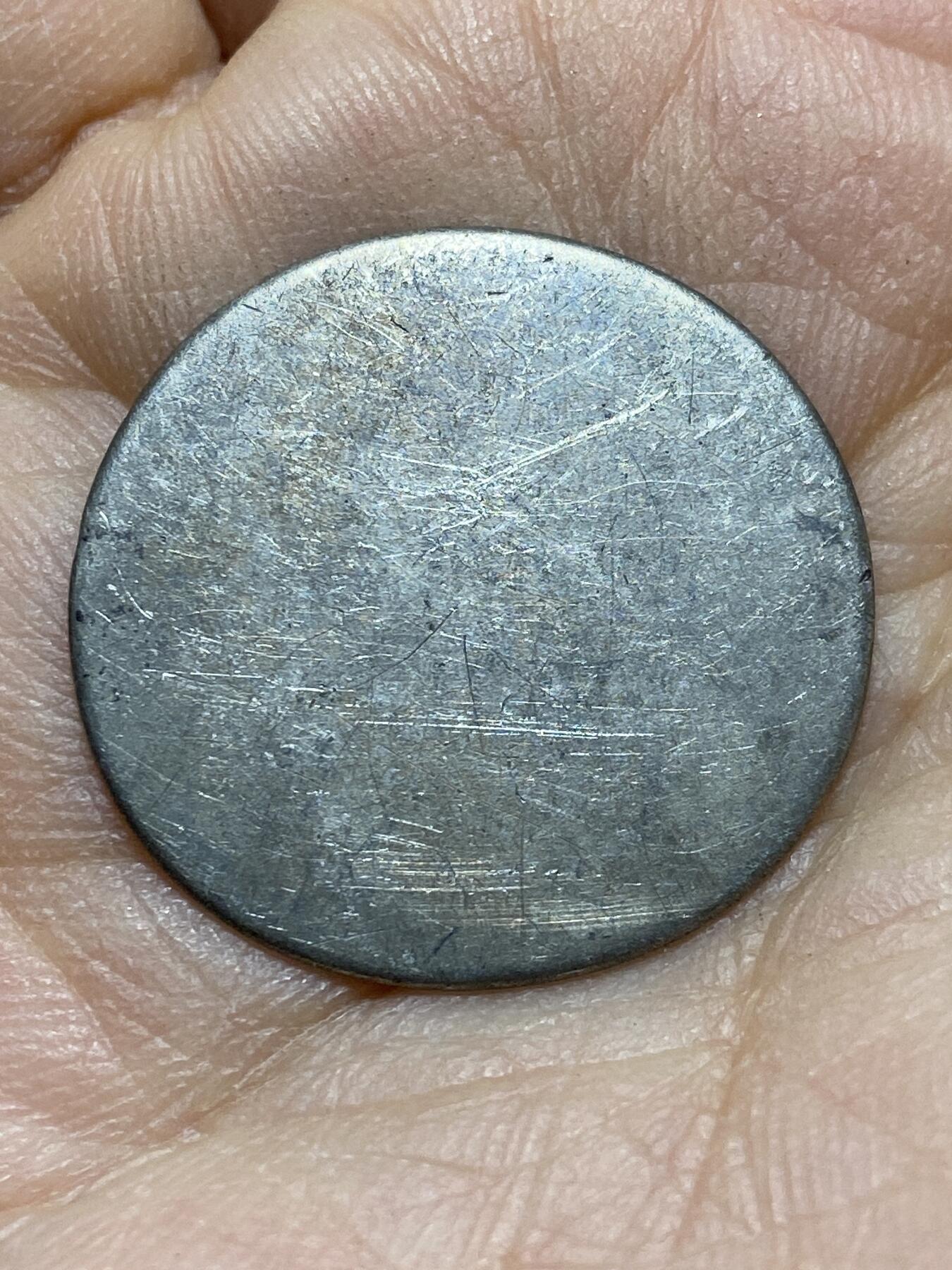 2025年第一百四十五场(总第一百七十一场）高品质英国一线回流散币年末特拍场第二场(免佣金) 光板无毛银片片，重4.53克