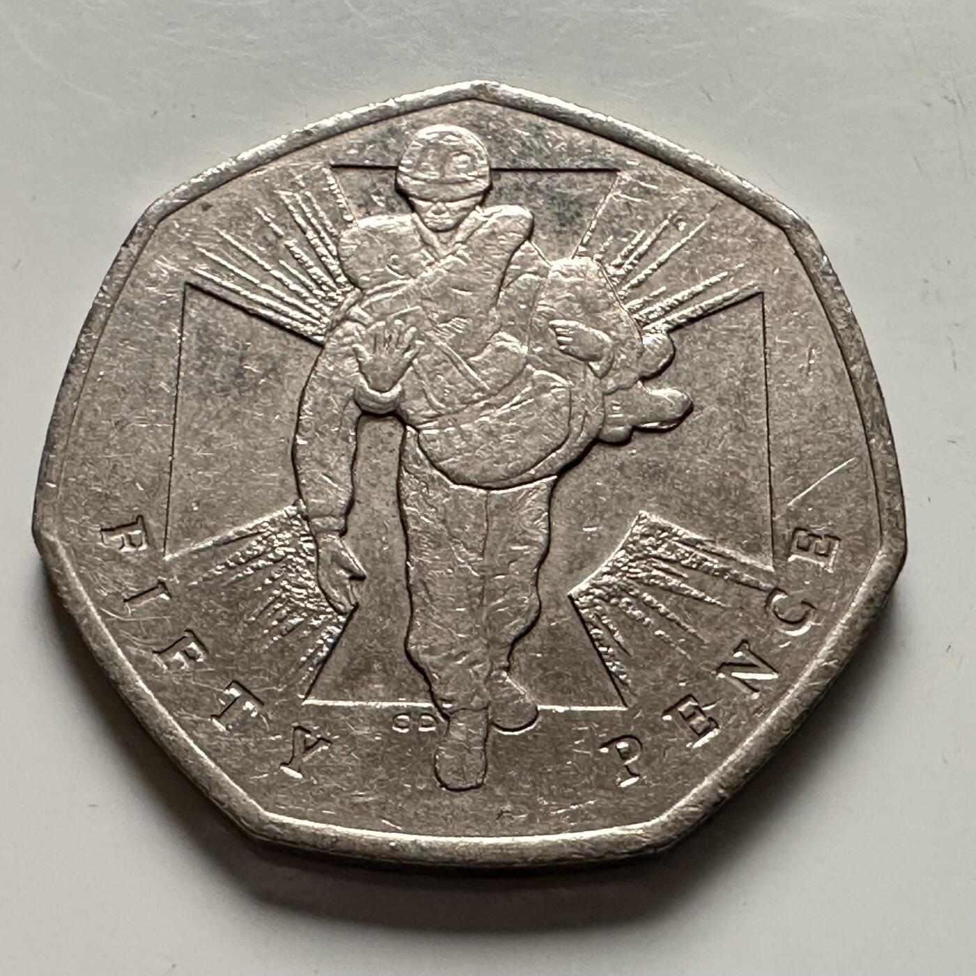 🌹外币初藏🌹🐯2025年第144场  每周二四六晚8️⃣点 接代拍 英国2006年50便士 纪念币 a