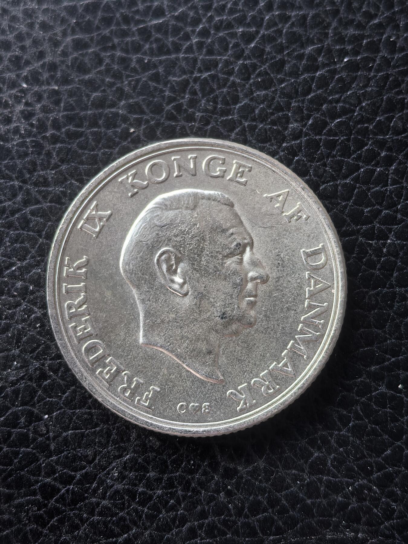 道一币馆币章第一百六十一场 丹麦1958年玛格丽特公主18岁生日纪念2克朗银币 15g 800s