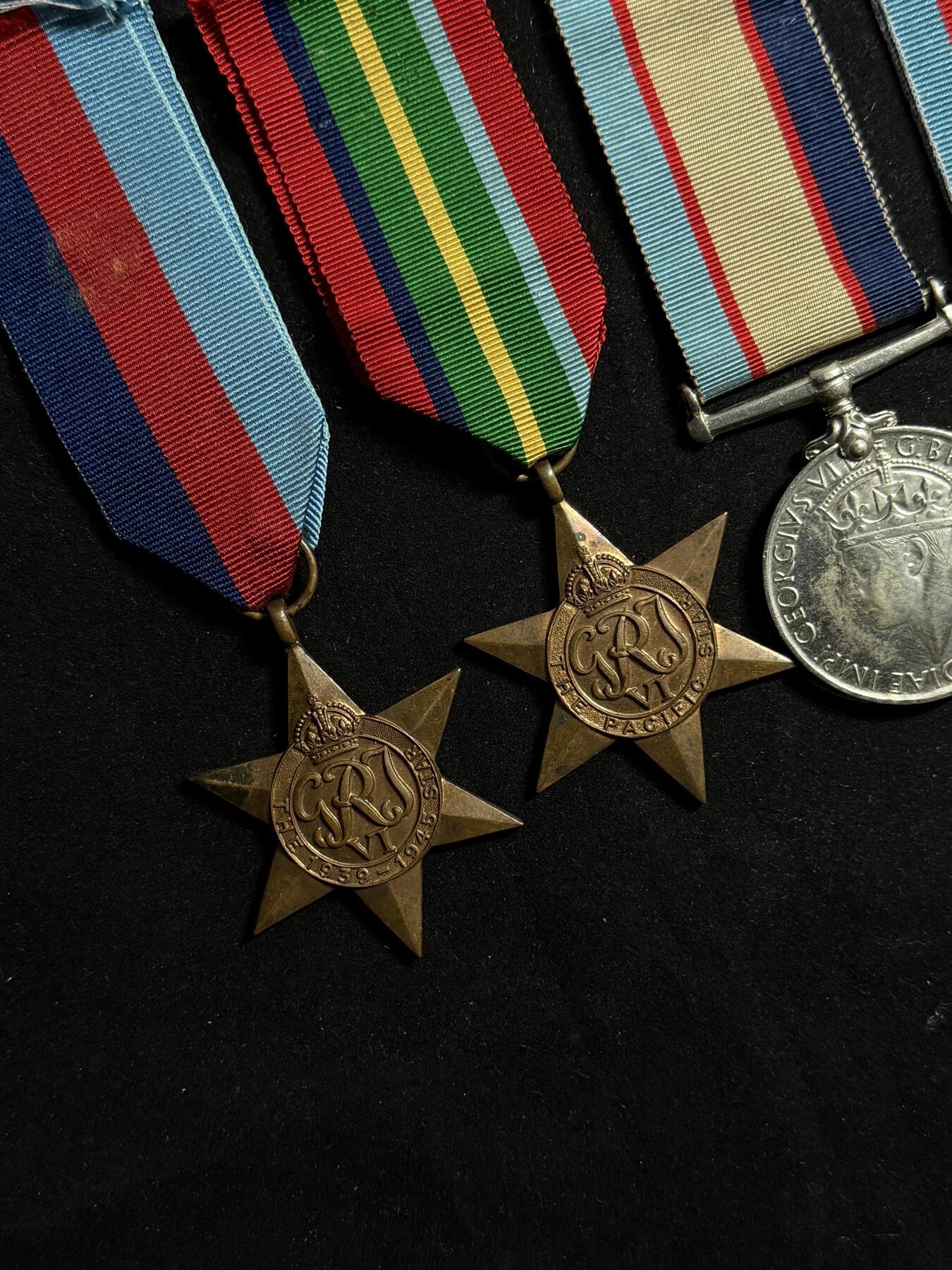 欢庆元旦！戎马世界章牌大赏第109期元旦大拍