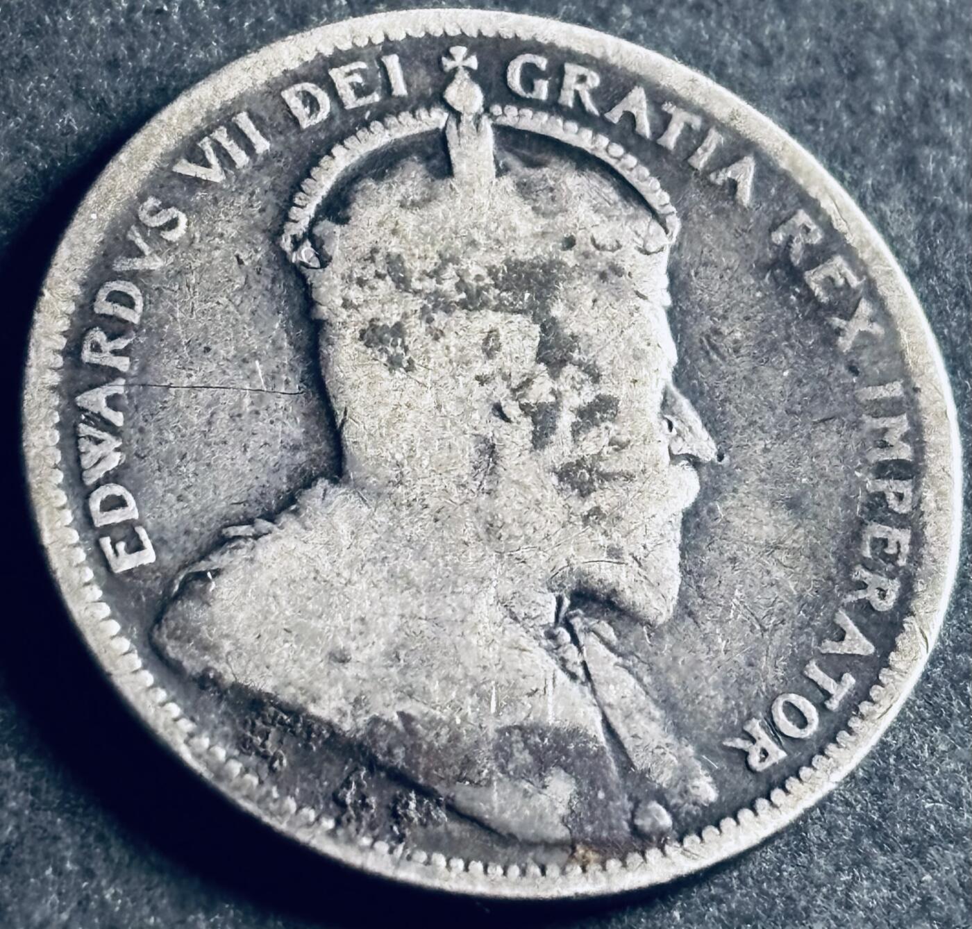 文馨钱币收藏第 286 场，圣诞节专场【 长期接收代拍品低至 0 佣金】 1907 年英属加拿大爱德华七世 25 分银币，925 高银，全新币重 5.81 克，流通可能会少 零点几克，相差也不大