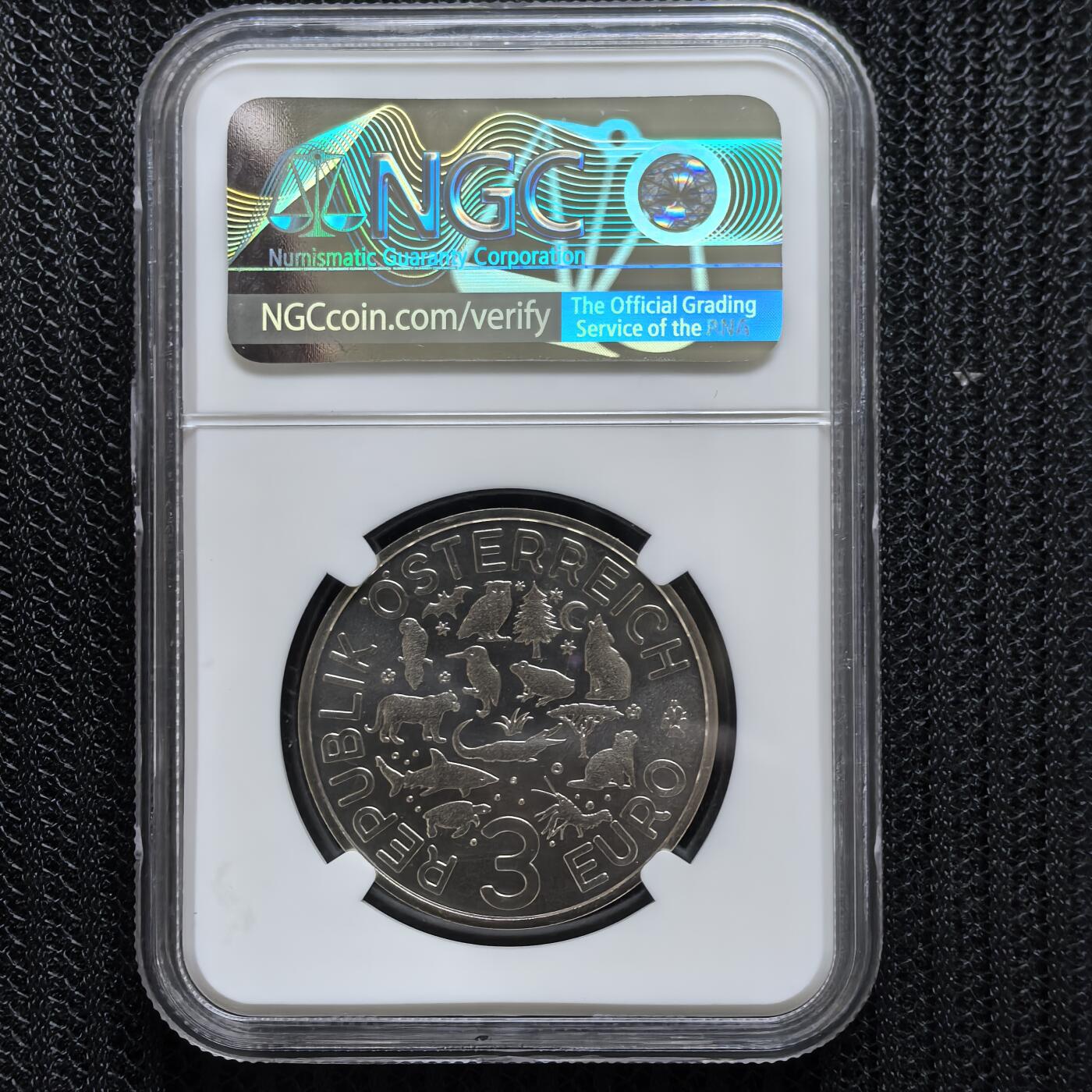 道一币馆币章第一百六十场 NGC MS69 奥地利2018年多彩生物系列鲨鱼夜光彩色铜镍3欧元纪念币