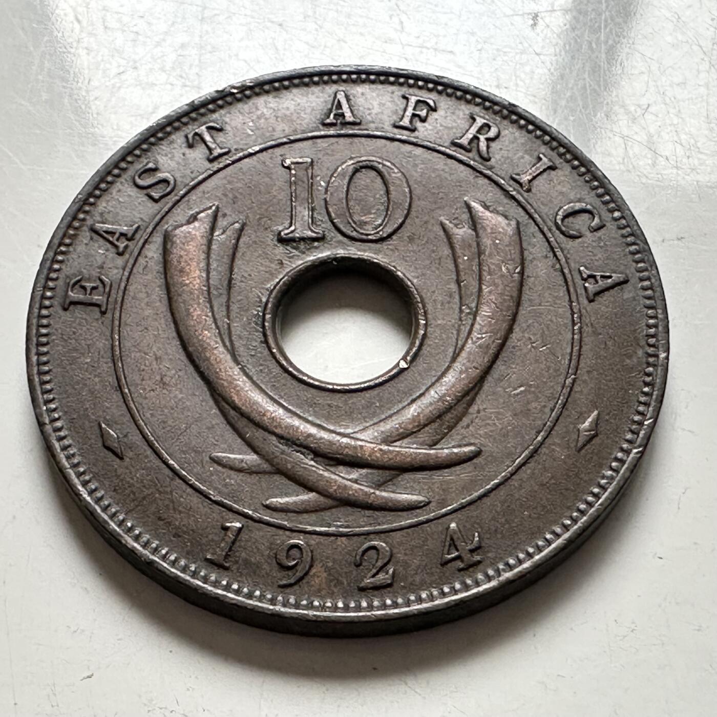 🌹外币初藏🌹🐯2025年第144场  每周二四六晚8️⃣点 接代拍 英属东非1924年十分